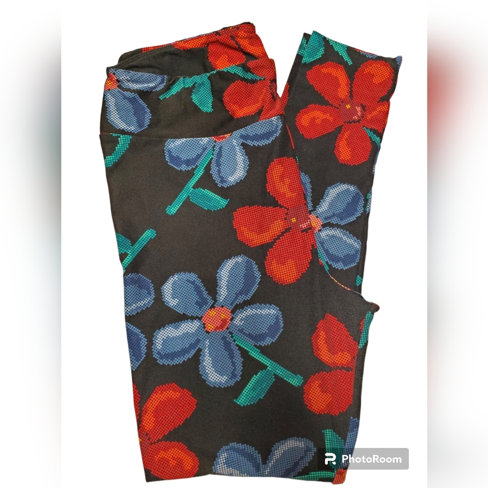 LulaRoe leggings, black w/ flowers TC (tall & curvy)